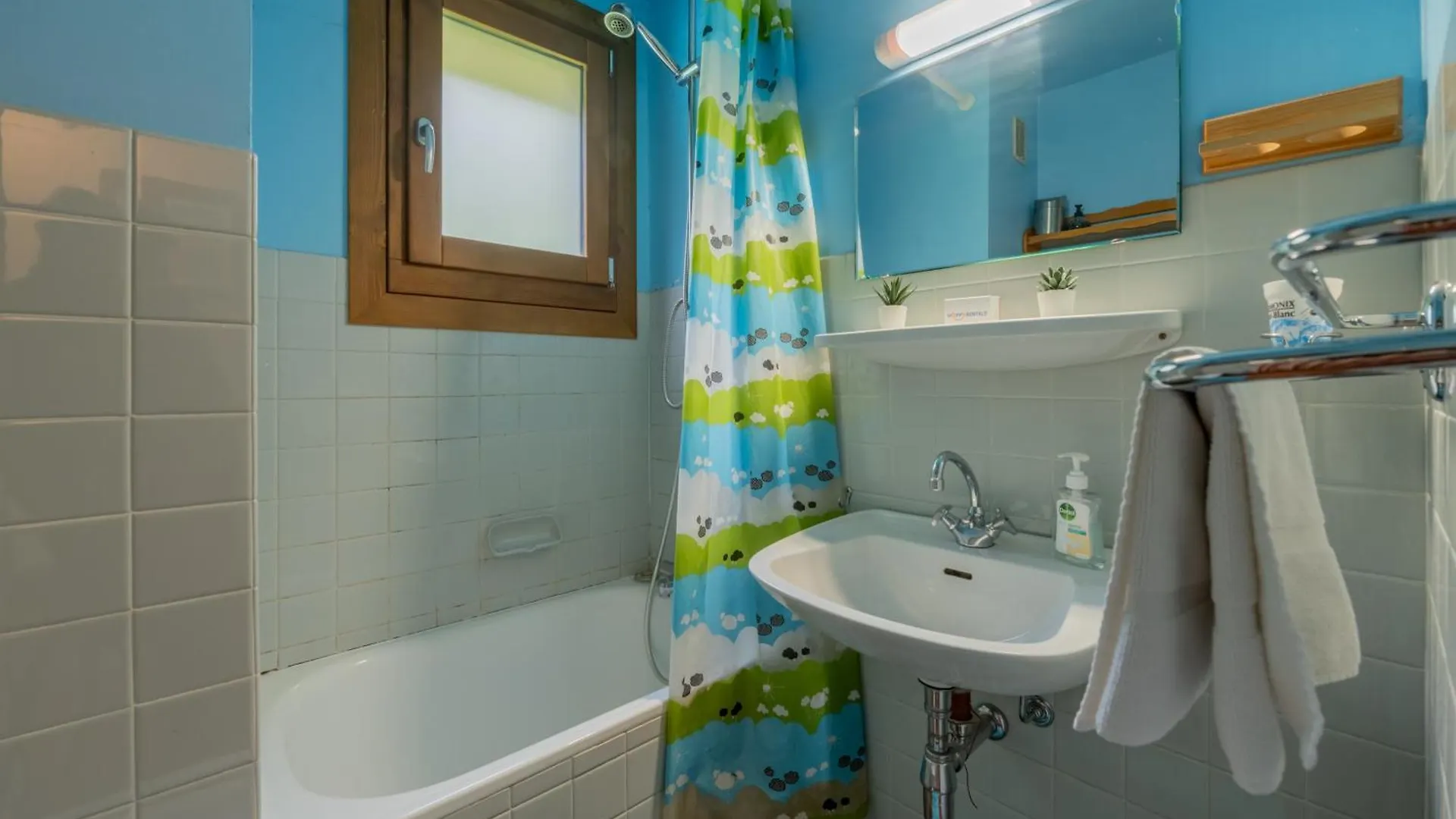 Rafforts E8 - Happy Rentals Chamonix