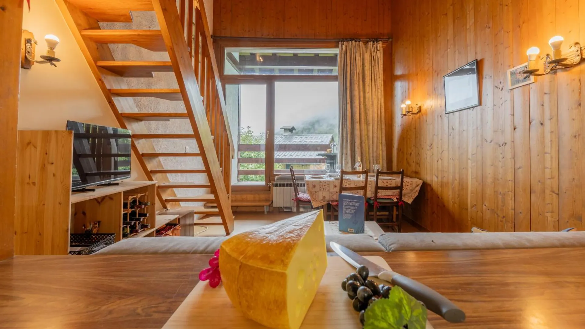 Rafforts E8 - Happy Rentals Chamonix